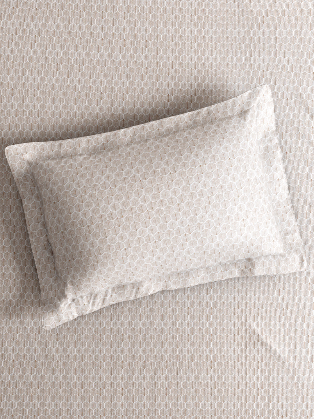 Gardenia Augusta 100% Cotton 300 TC Super King Bedsheet with 2 Pillow Covers | White Digitally Printed