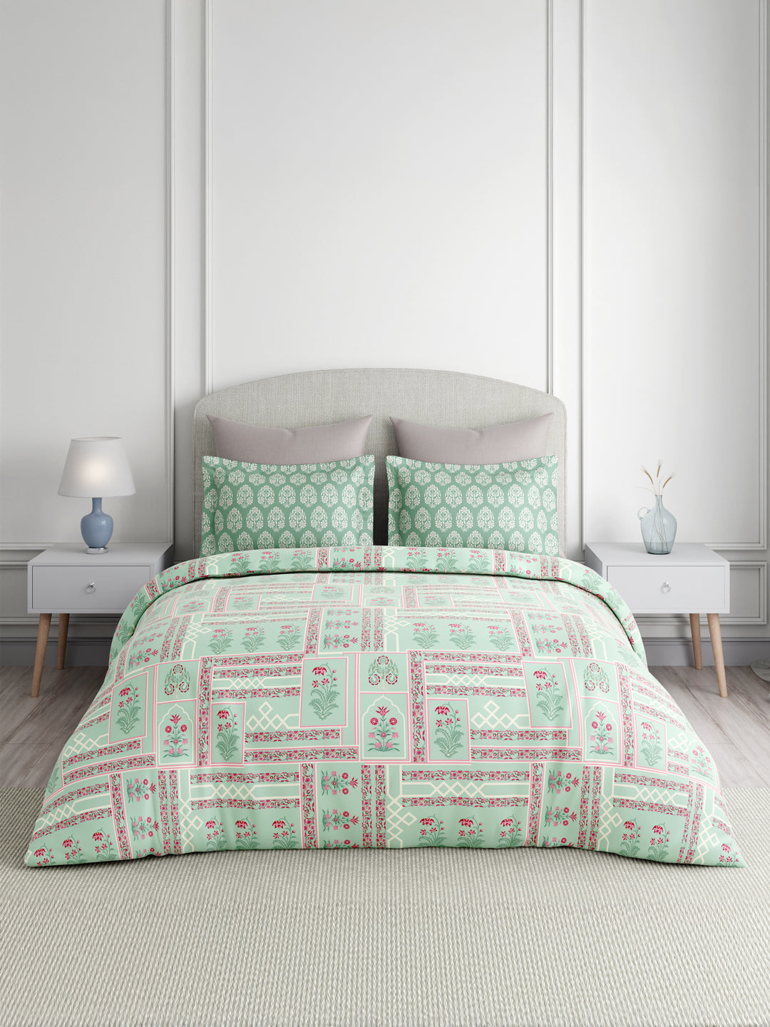 Valatia 100% Cotton 200 TC Karigari Printed Double Bedsheet with 2 Pillow Covers - Green & Pink