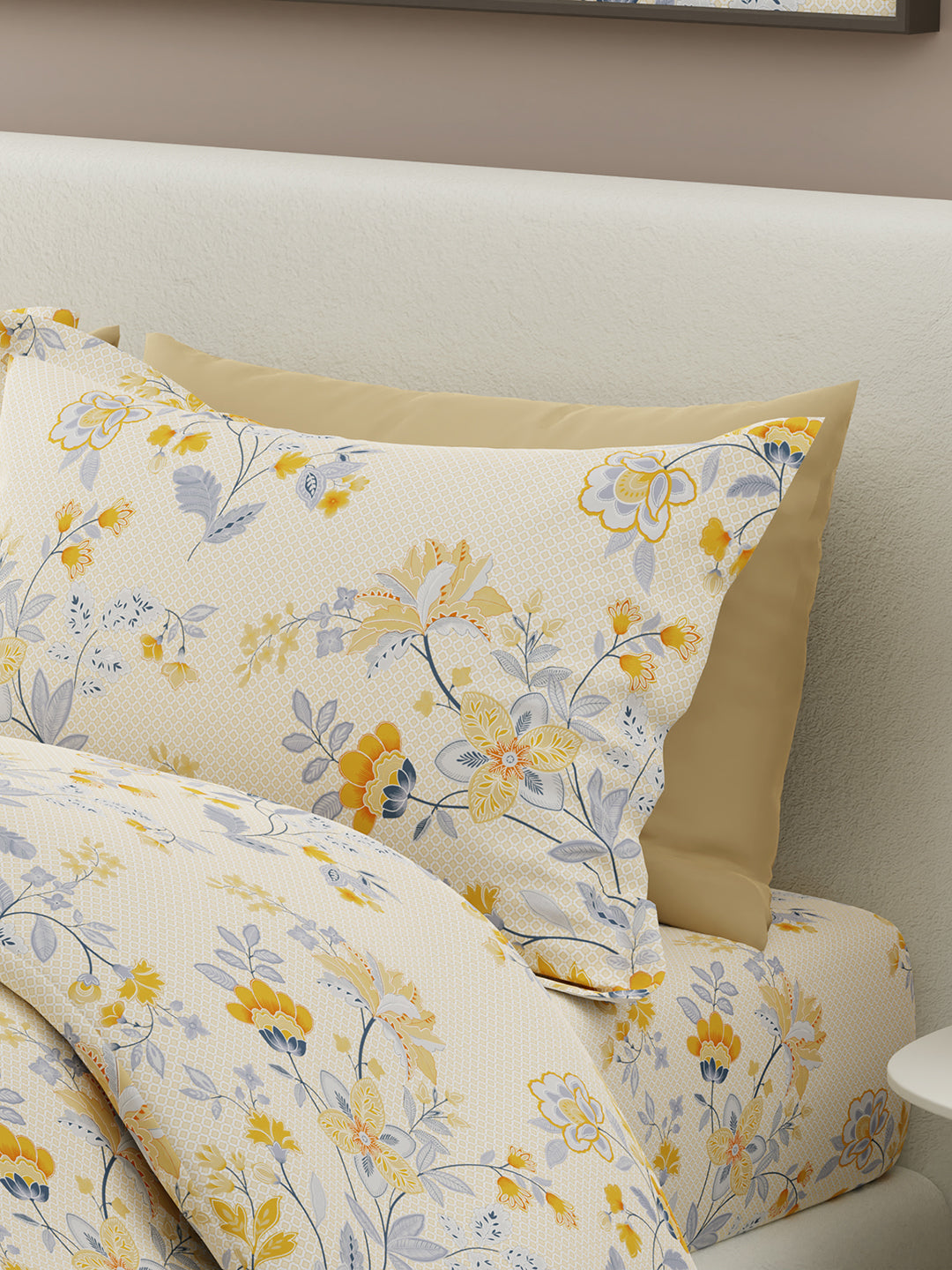 Siesta 100% Cotton 200 TC Yellow Floral Print King Bedsheet with 2 Pillow Covers