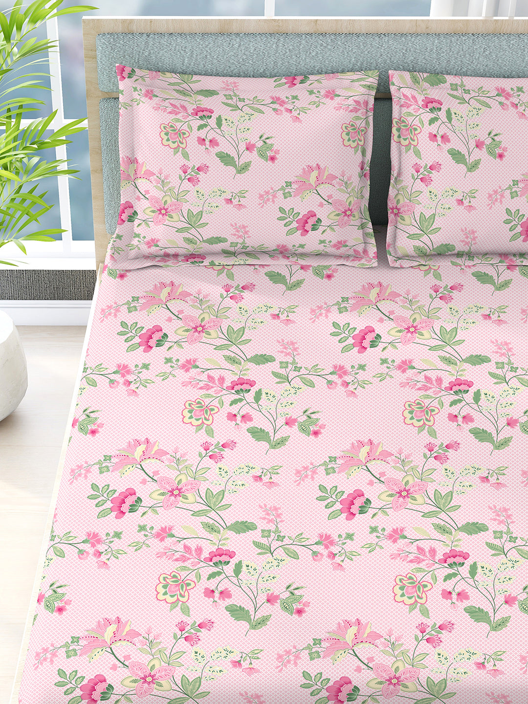 Siesta 100% Cotton 200 TC Pink Floral Print King Bedsheet with 2 Pillow Covers