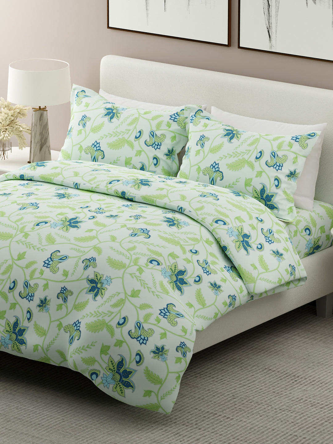 Siesta 100% Cotton 200 TC Green & Blue Floral Print King Bedsheet with 2 Pillow Covers