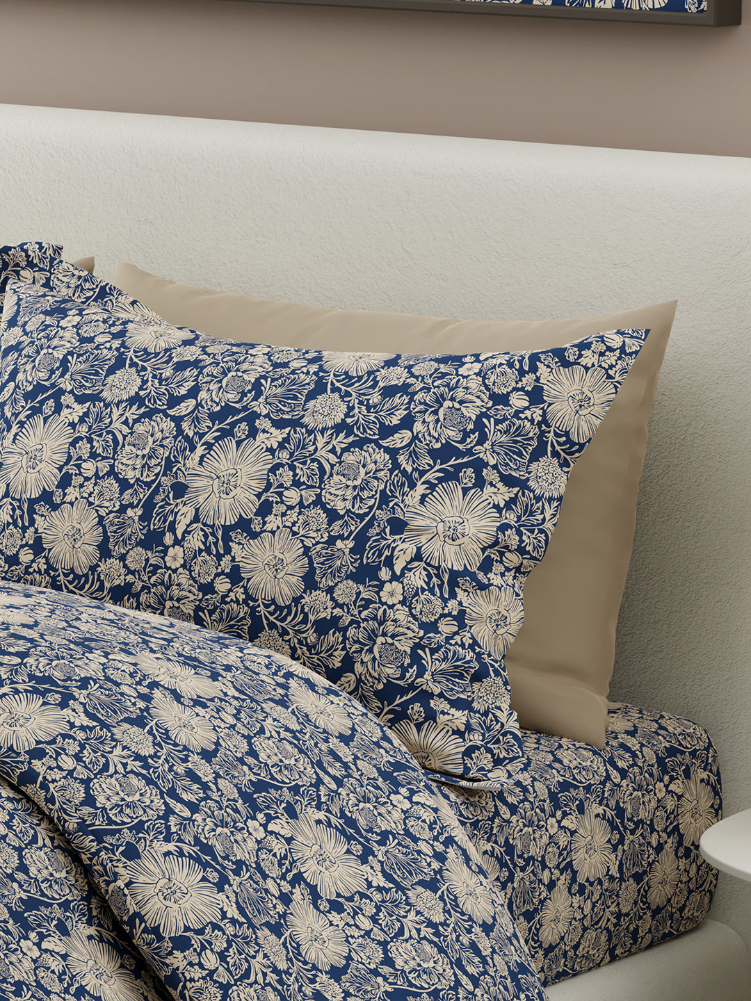 Siesta 100% Cotton 200 TC Blue & Beige Floral Print King Bedsheet with 2 Pillow Covers