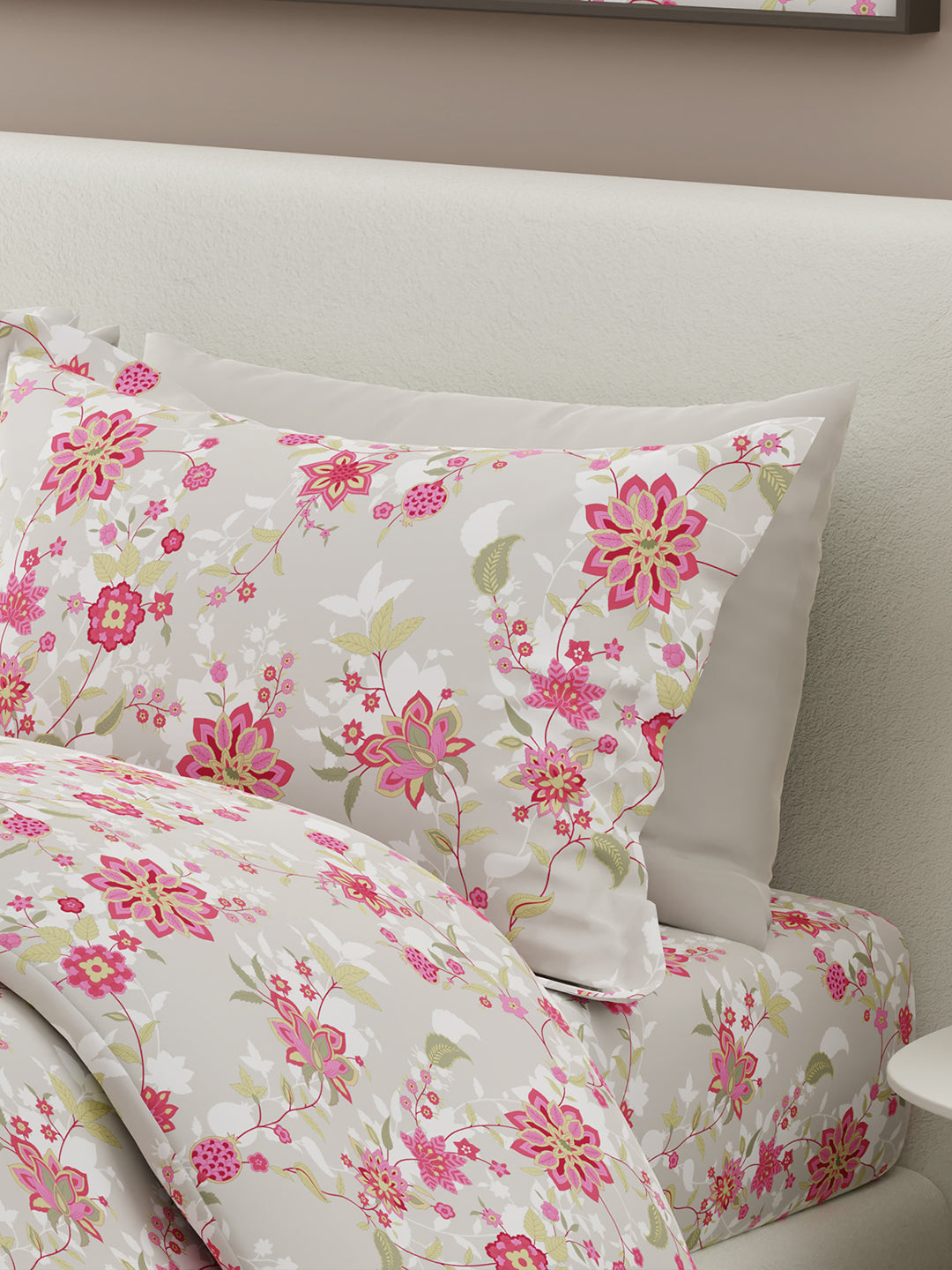 Siesta 100% Cotton 200 TC Pink & Grey Floral Print King Bedsheet with 2 Pillow Covers