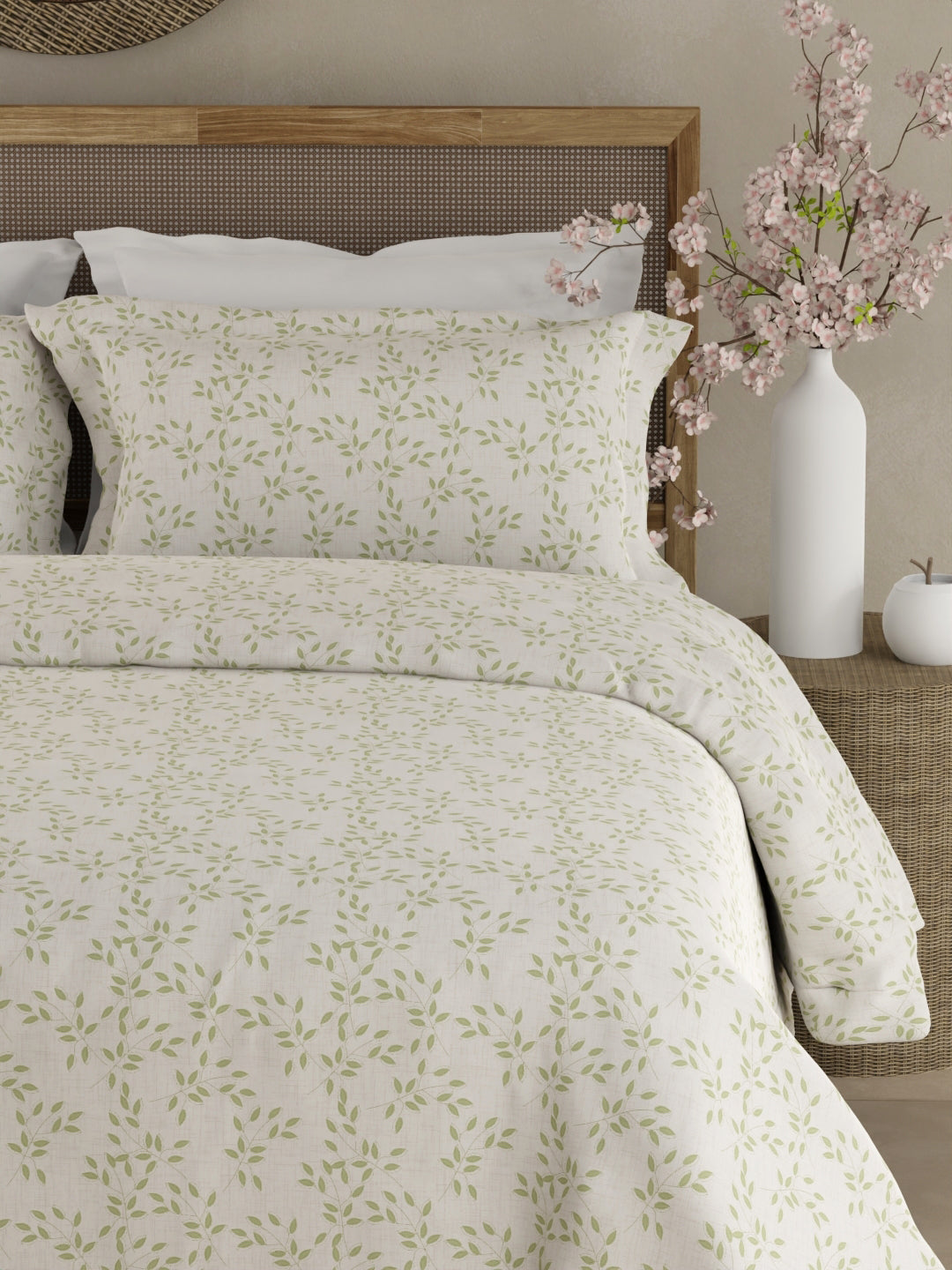 Cottage Garden 100% Cotton 300 TC King Bedsheet with 2 Pillow Covers - Green & White Floral