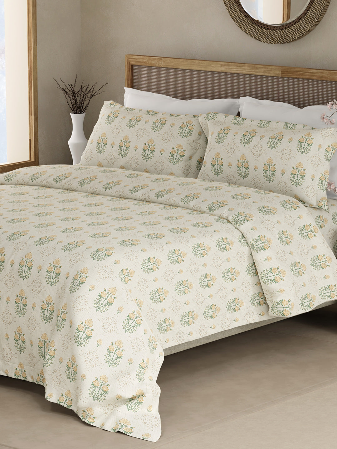 100% Kasturi Cotton King Bedsheet Set, 200 TC Beige & Yellow Floral, Indo Musk