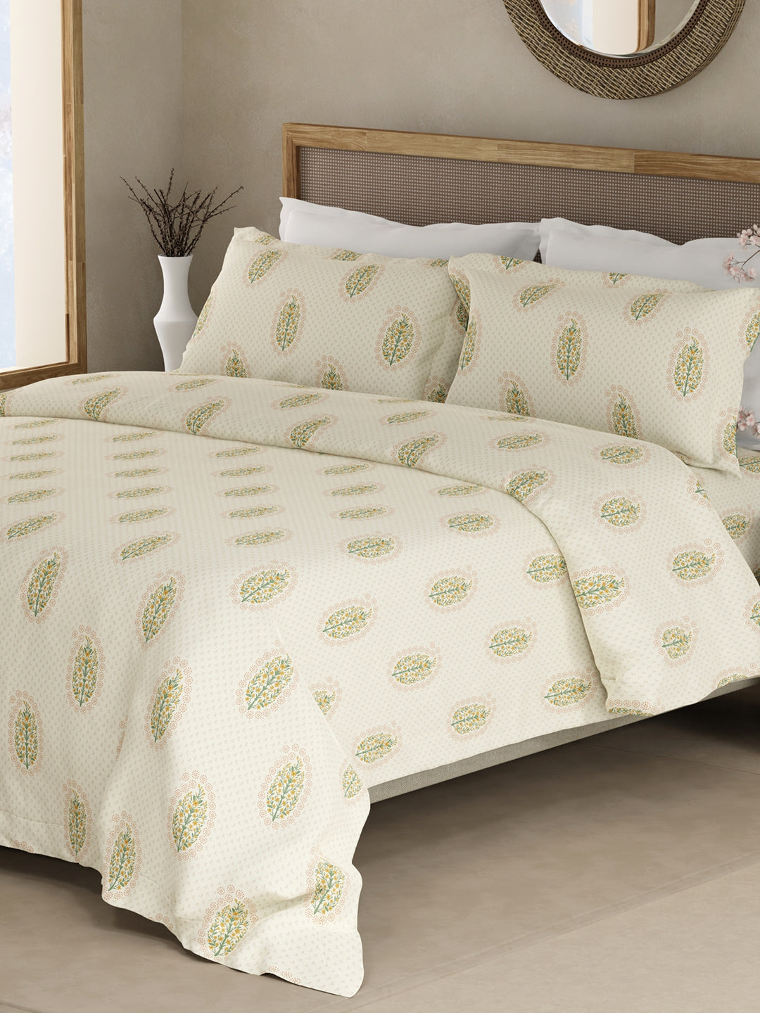 100% Kasturi Cotton King Bedsheet Set, 200 TC Cream Floral, Indo Musk
