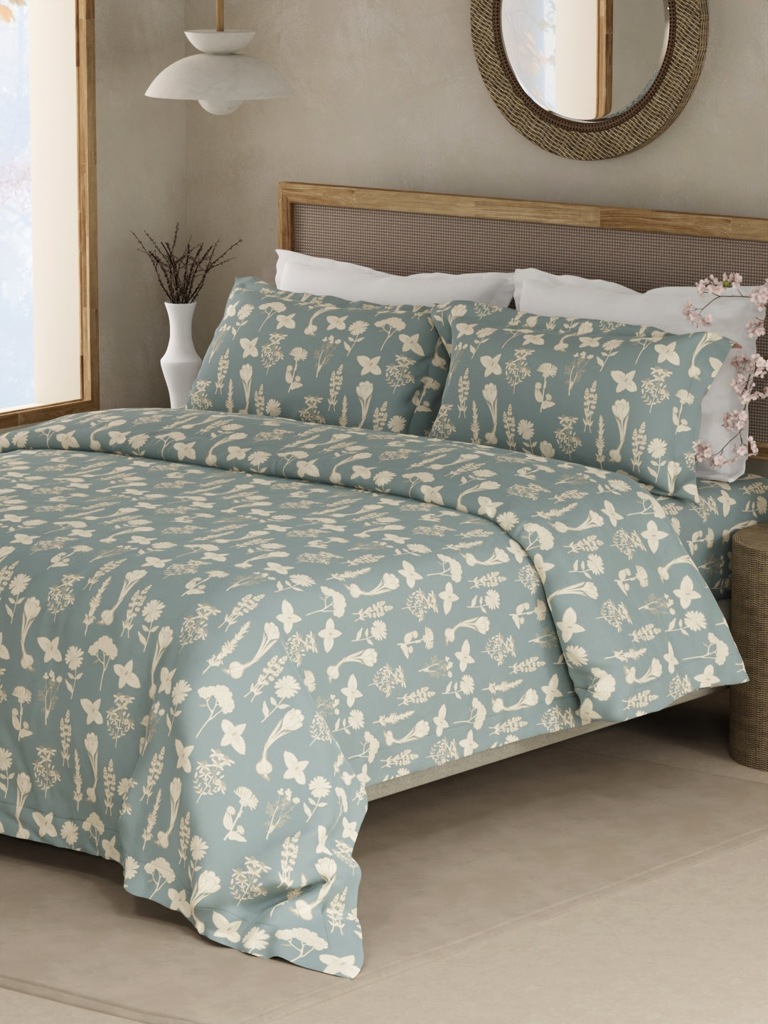 Cottage Garden 100% Organic Cotton 300 TC King Bedsheet with 2 Pillow Covers - Blue & Cream Floral