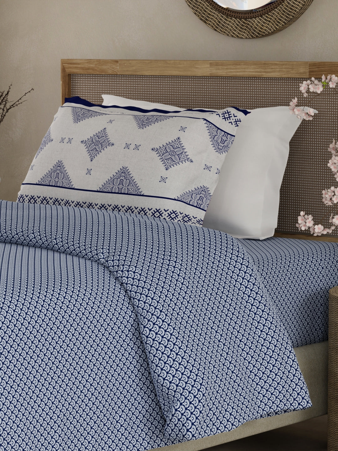 Heritage Walk 100% Egyptian Cotton 200 TC Blue Ethnic Print Single Bedsheet with 1 Pillow Cover