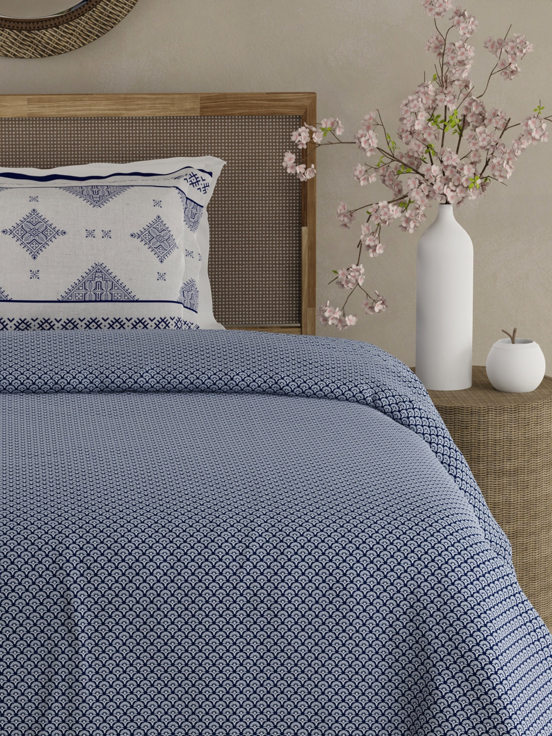 Heritage Walk 100% Egyptian Cotton 200 TC Blue Ethnic Print Single Bedsheet with 1 Pillow Cover