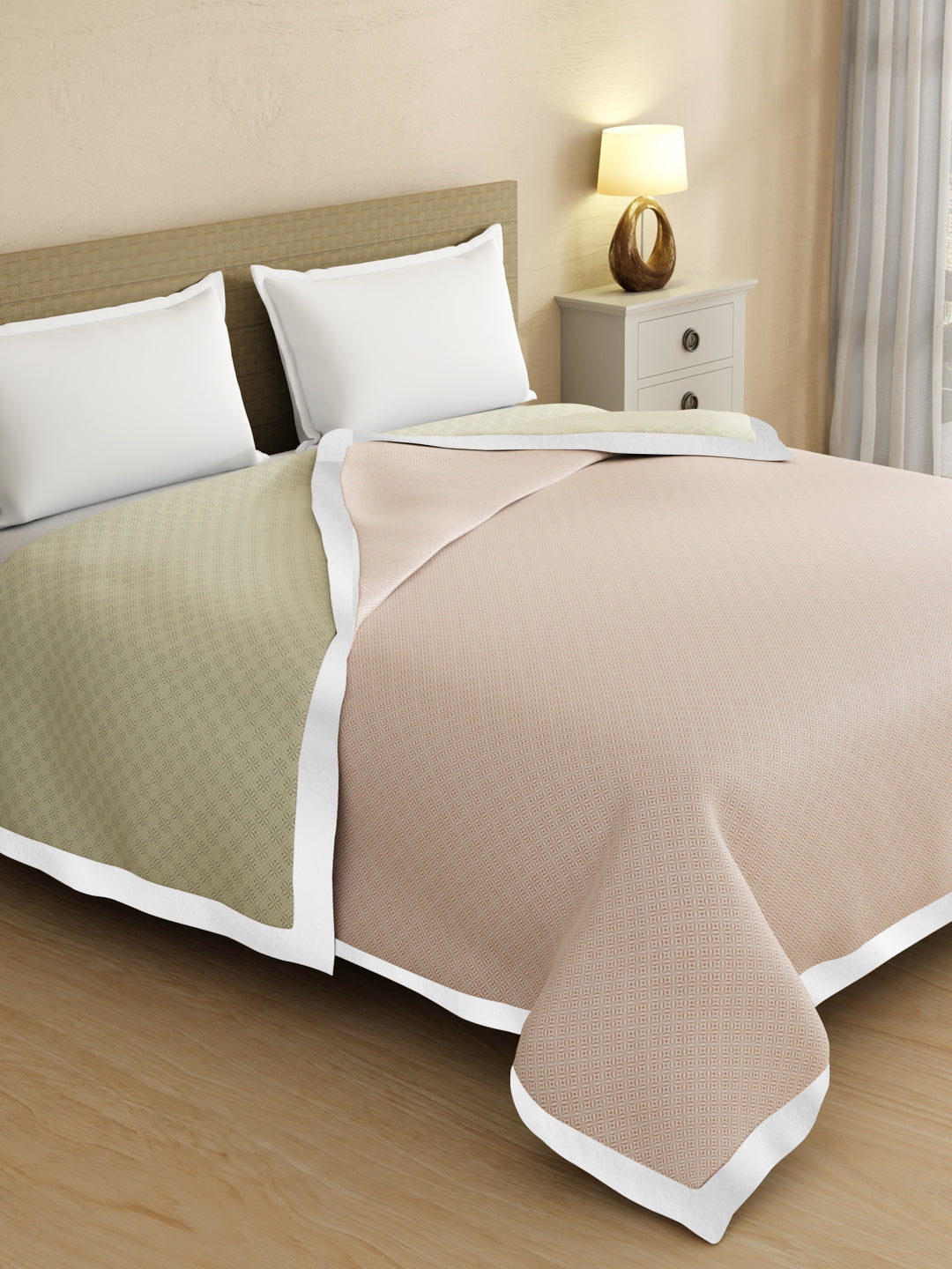 Zen Living TENCEL™ 250 TC Pink & Grey Printed Reversible Double Size Dohar (100 L x 90 W inches)