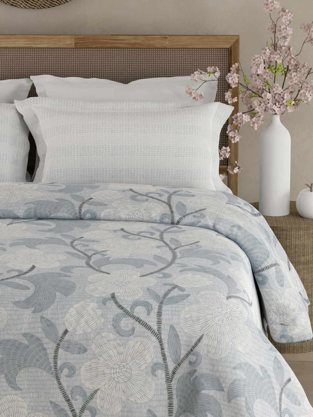 Valatia 100% Cotton 200 TC Double Bedsheet with 2 Pillow Covers - Blue Floral