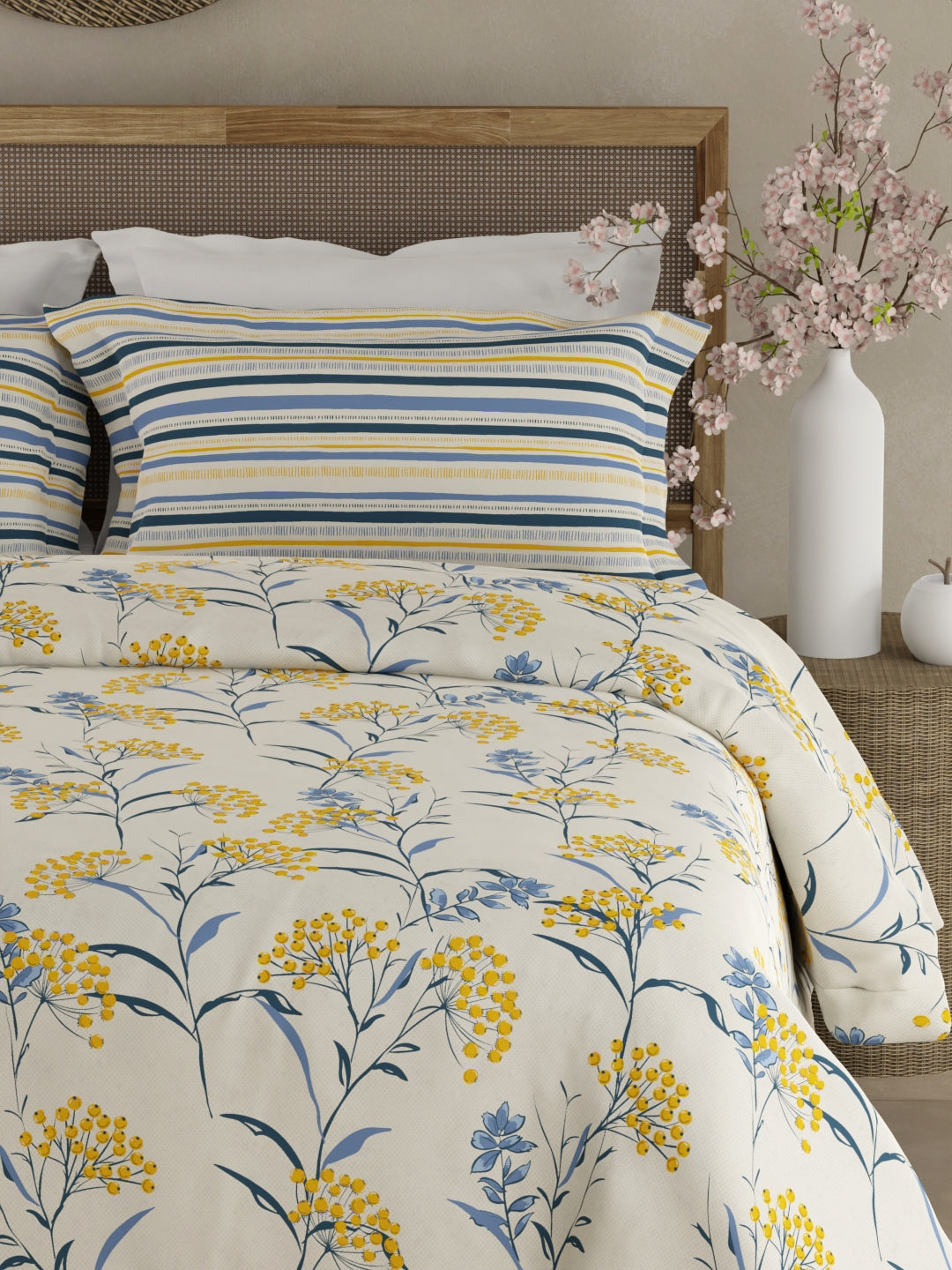 Valatia 100% Cotton 200 TC Double Bedsheet with 2 Pillow Covers - Yellow & Blue Floral