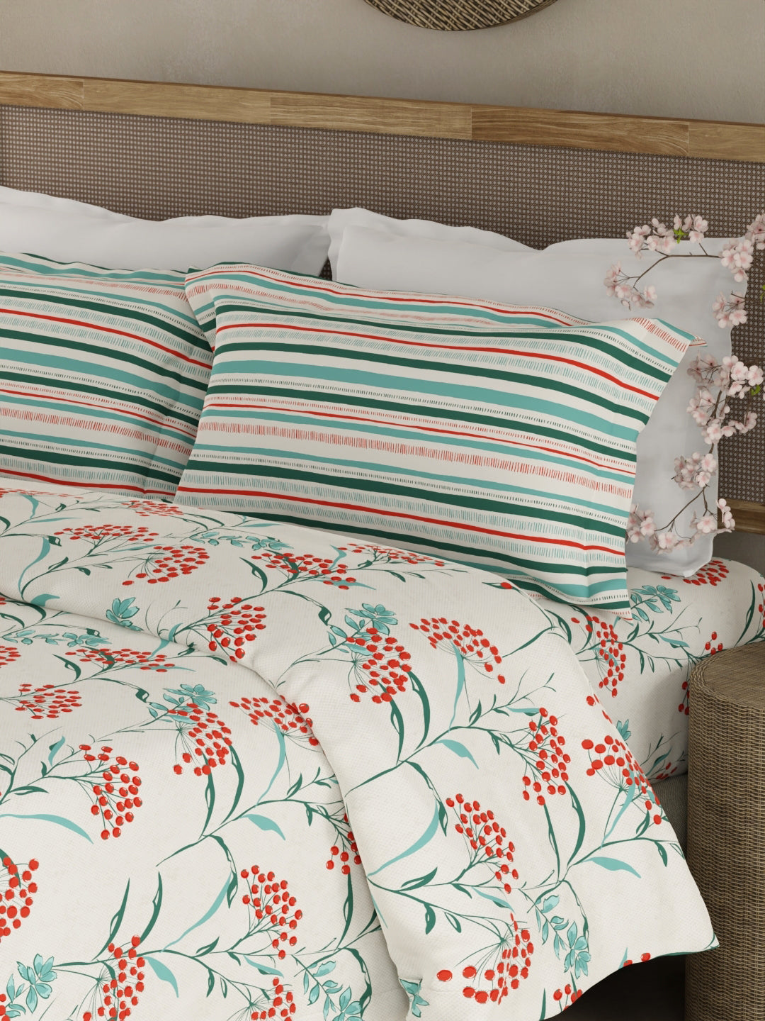 Valatia 100% Cotton 200 TC Double Bedsheet with 2 Pillow Covers - Red & Blue Floral