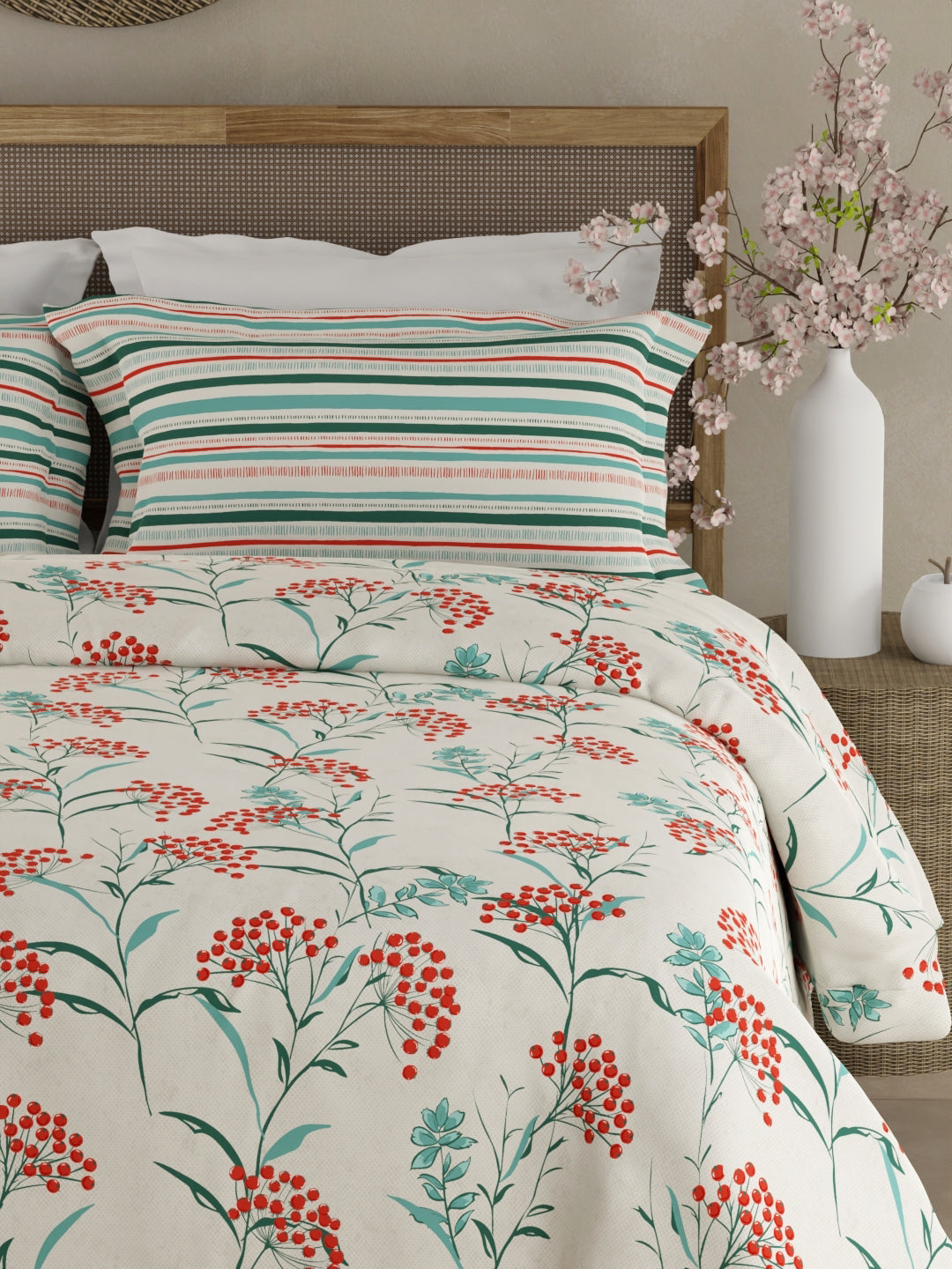 Valatia 100% Cotton 200 TC Double Bedsheet with 2 Pillow Covers - Red & Blue Floral