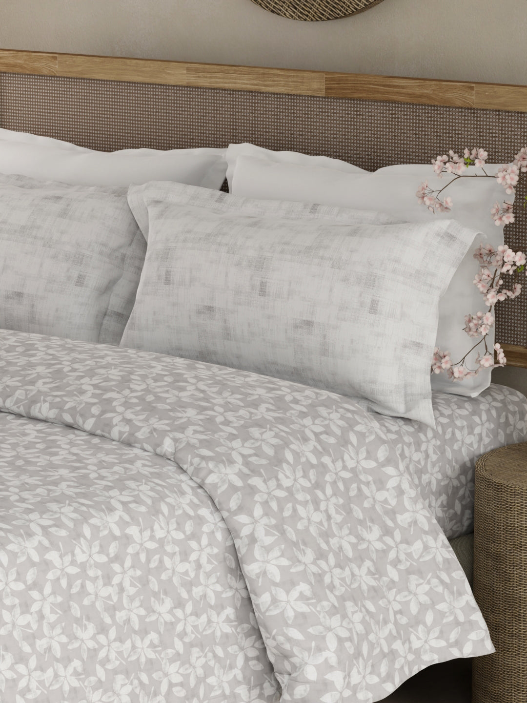 Valatia 100% Cotton 200 TC Double Bedsheet with 2 Pillow Covers - Grey & White Floral