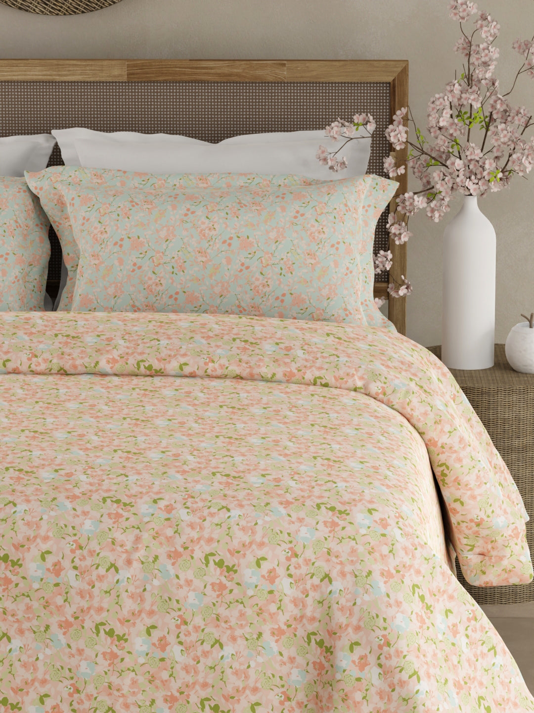 Valatia 100% Cotton 200 TC Double Bedsheet with 2 Pillow Covers - Pink Floral