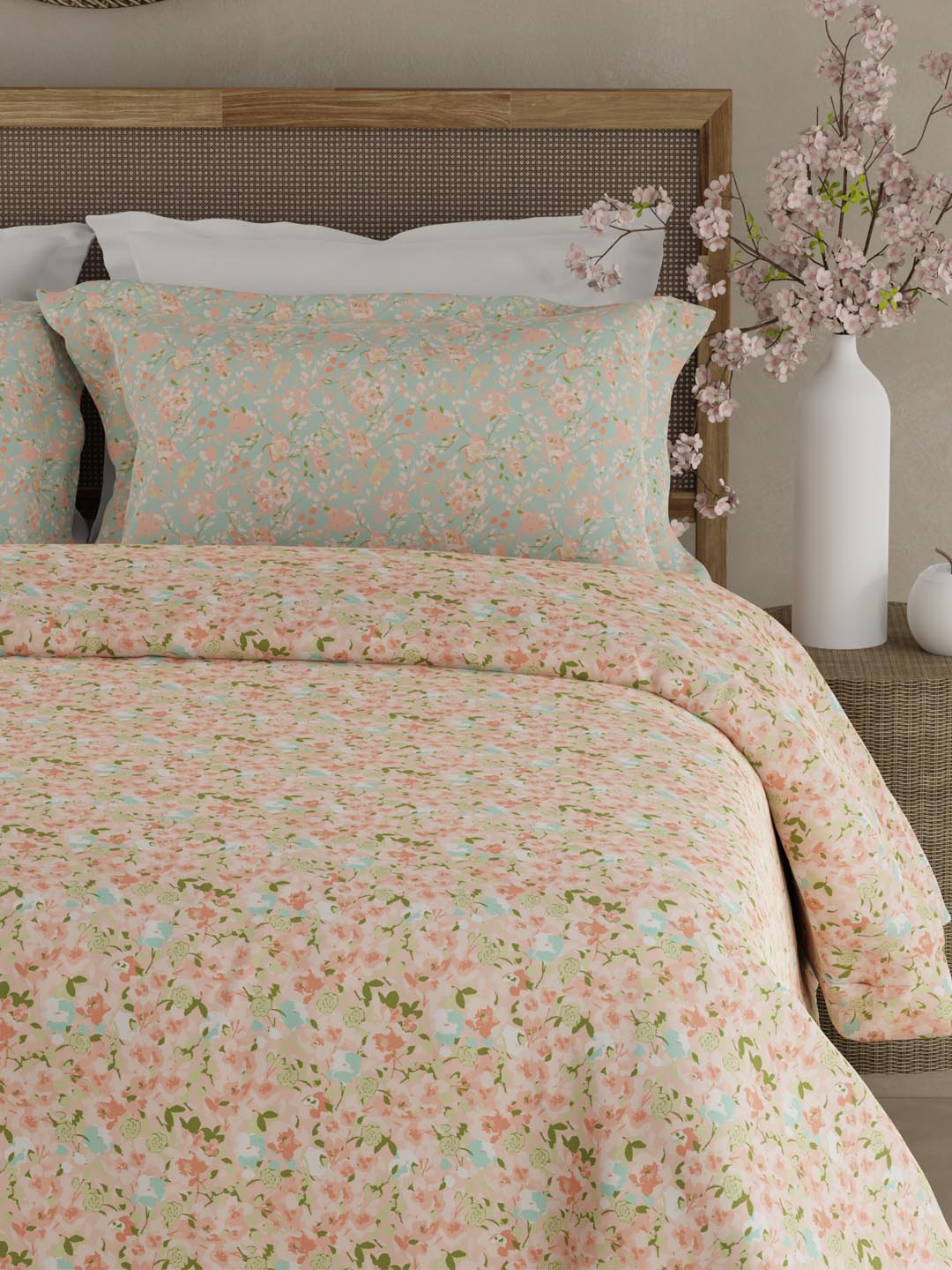 Valatia 100% Cotton 200 TC Double Bedsheet with 2 Pillow Covers - Pink Floral