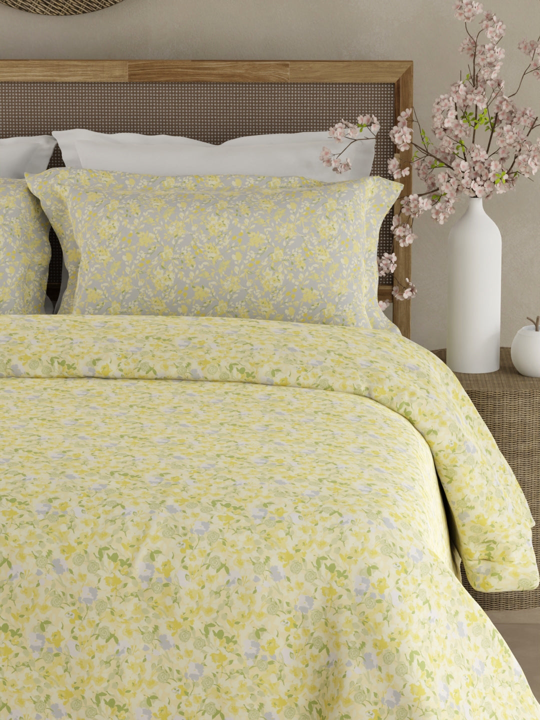 Valatia 100% Cotton 200 TC Double Bedsheet with 2 Pillow Covers - Yellow Floral