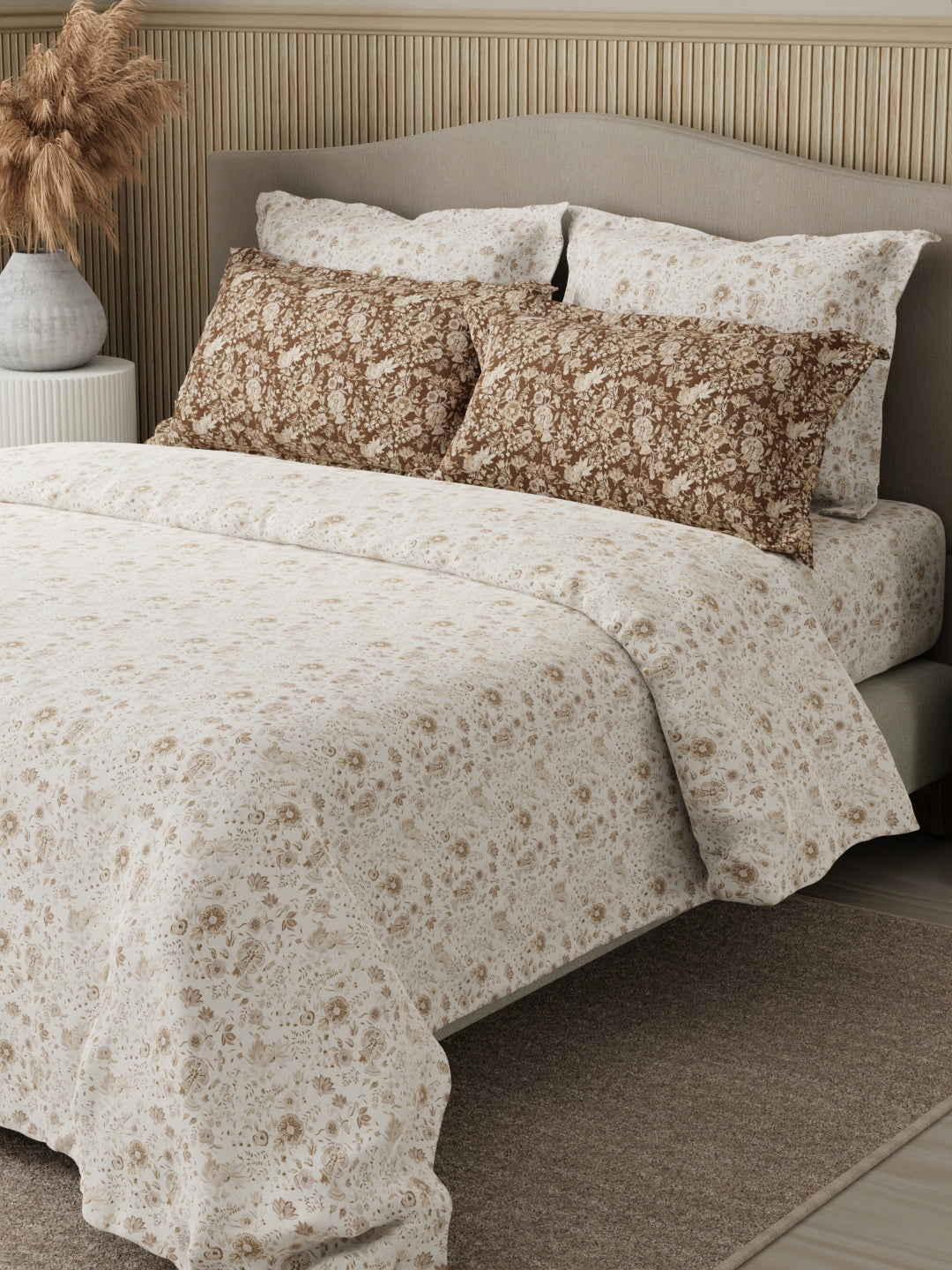 Royal Essence 100% Cotton 400 TC White & Brown Digital Floral Print King Bedsheet with 4 Pillow Covers