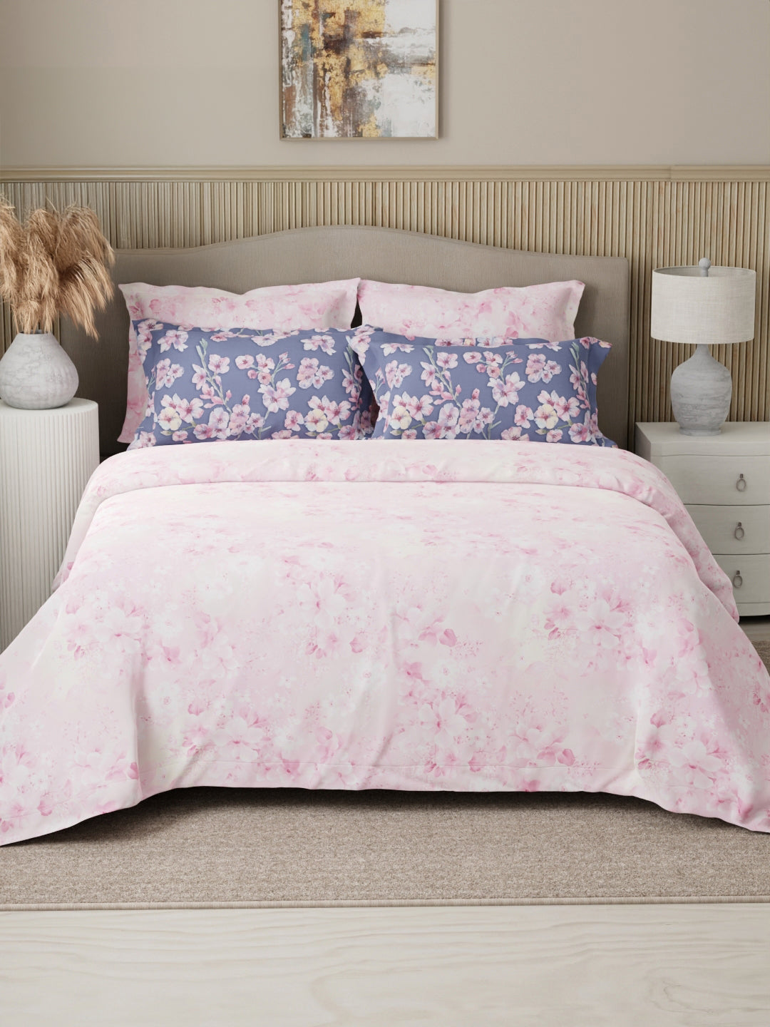 Royal Essence 100% Cotton 400 TC Pink & Purple Digital Floral Print King Bedsheet with 4 Pillow Covers
