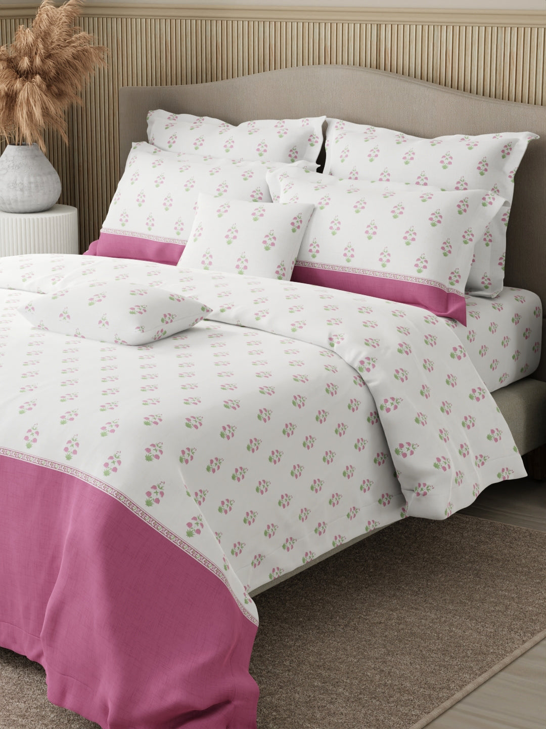 Royal Essence 100% Cotton 400 TC Pink & White Ethnic Print King Bedsheet with 4 Pillow Covers & 2 Cushion Covers