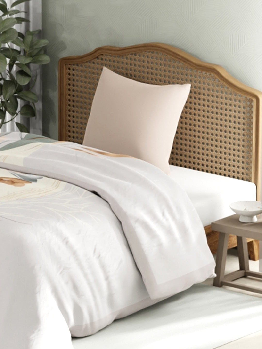 Valatia 700 GSM Multicolor Floral Print 2 Ply Single Premium Mink Blanket (Size - 1.60 m x 2.20 m)