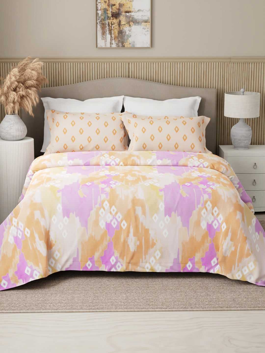 Embrace 100% Cotton 152 TC Orange & Purple Geometrical Print Double Bedsheet with 2 Pillow Covers