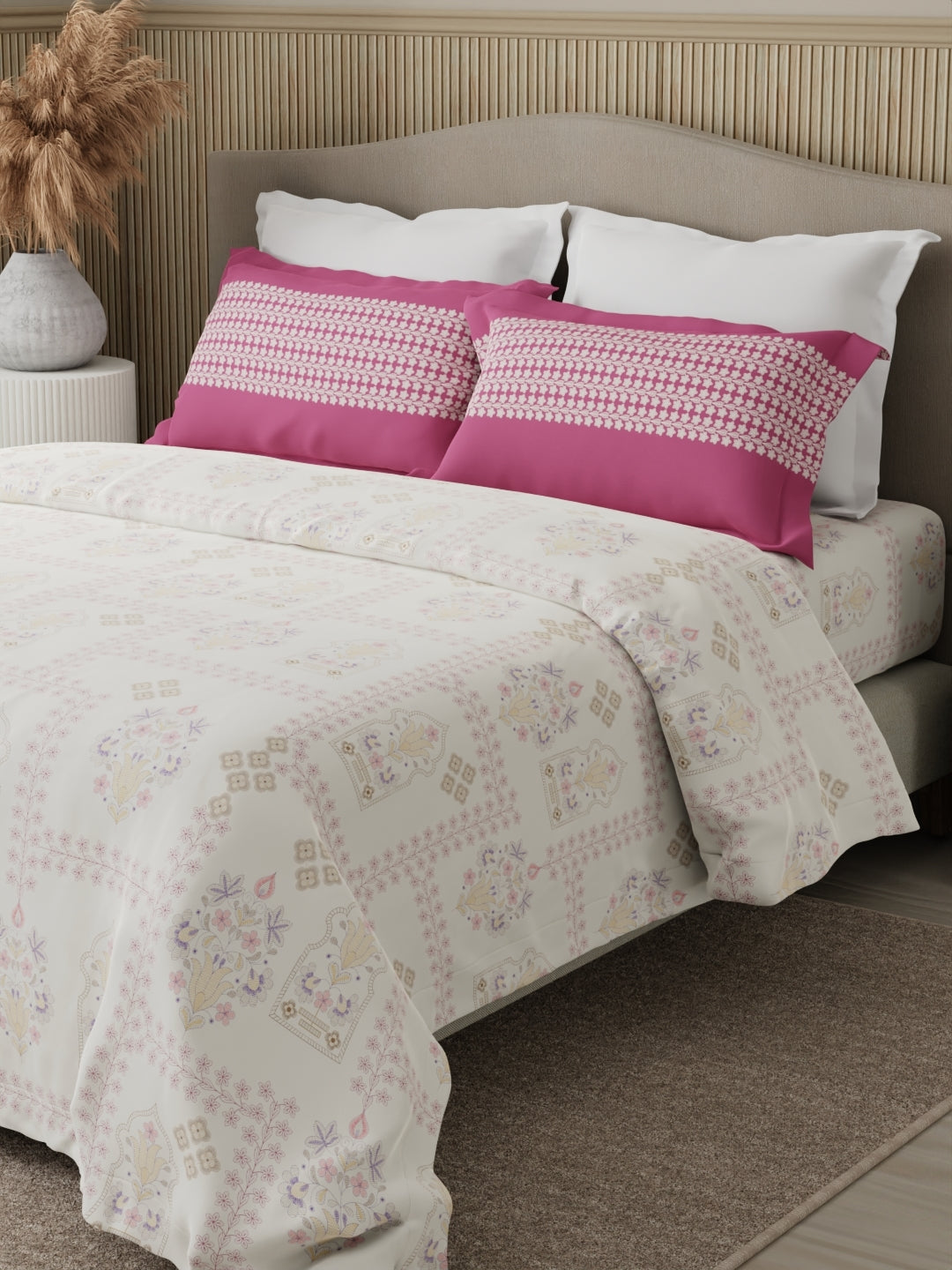 Valatia 100% Cotton 200 TC Karigari Printed Double Bedsheet with 2 Pillow Covers - Dark Pink & White