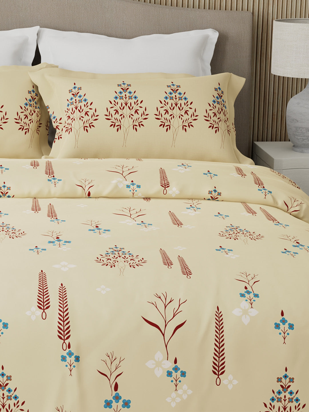 Valatia 100% Cotton 200 TC Karigari Printed Double Bedsheet with 2 Pillow Covers - Yellow
