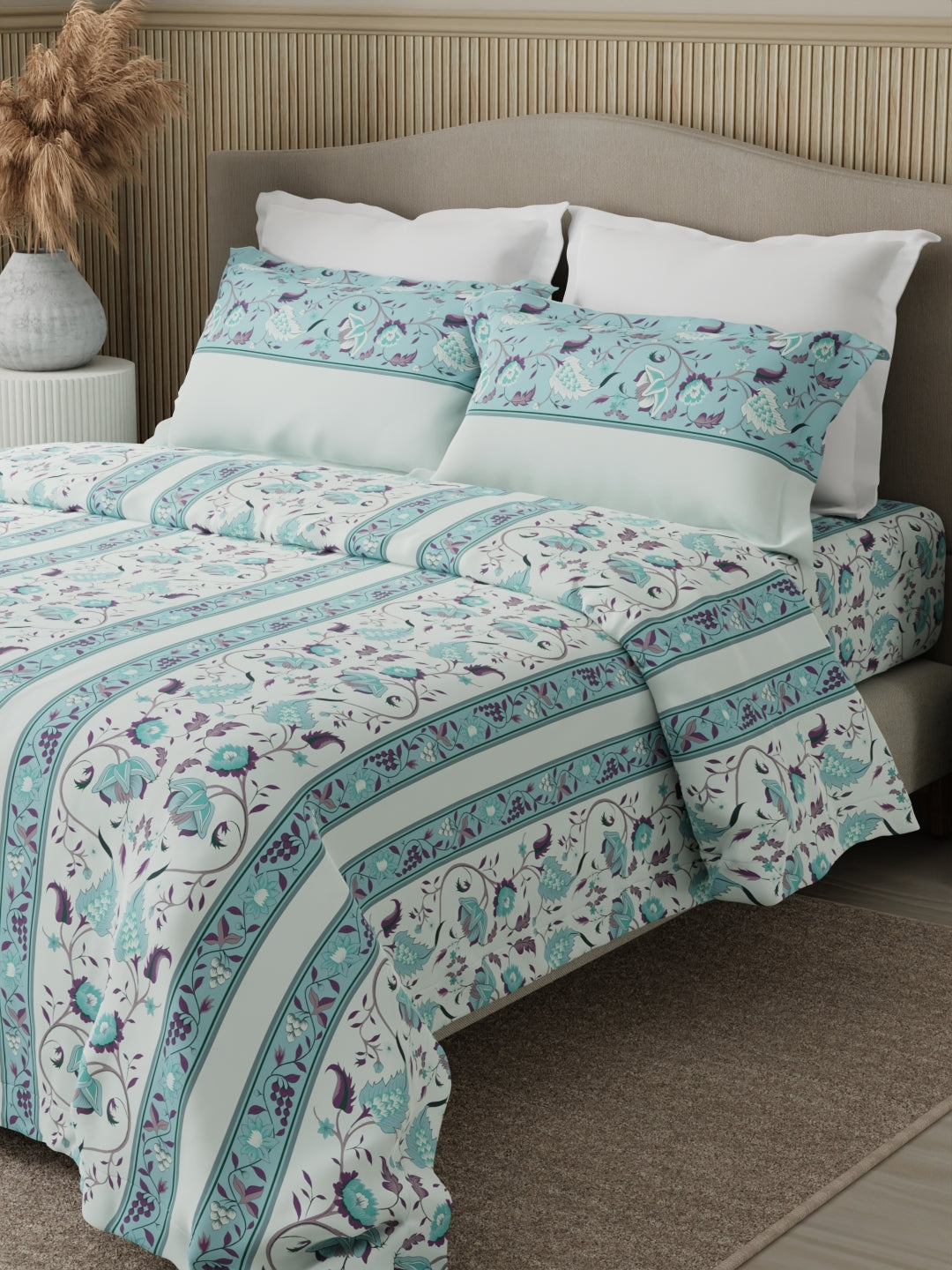 Valatia 100% Cotton 200 TC Karigari Printed Double Bedsheet with 2 Pillow Covers - Blue & White