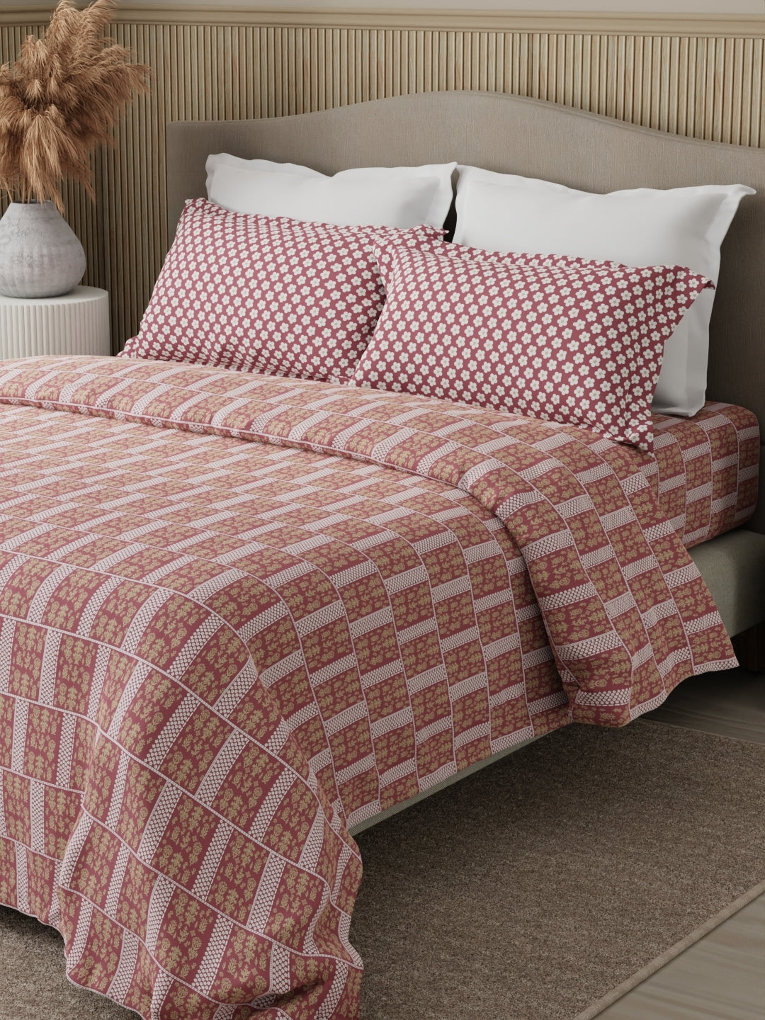 Valatia 100% Cotton 200 TC Karigari Printed Double Bedsheet with 2 Pillow Covers - Pink