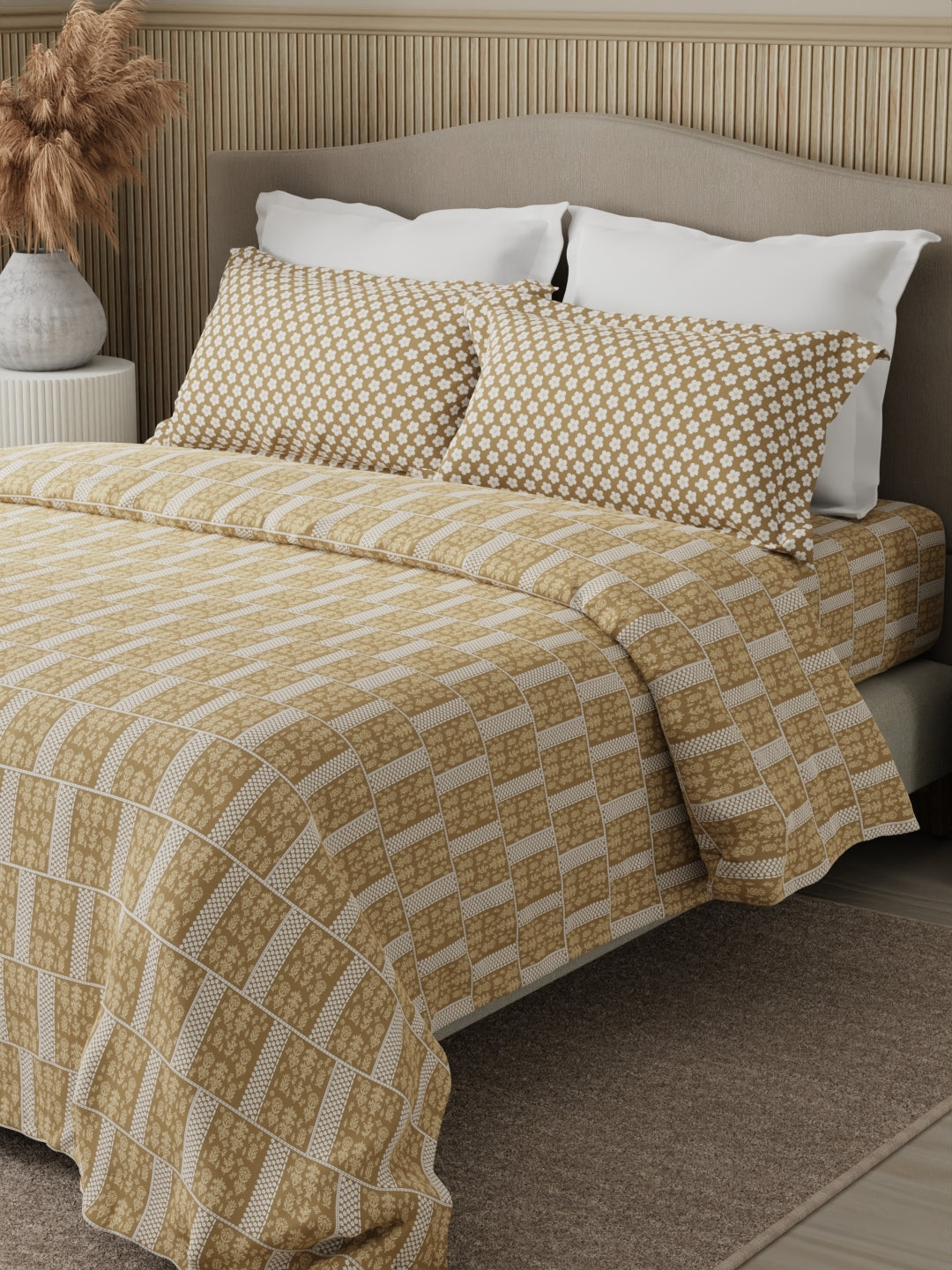 Valatia 100% Cotton 200 TC Karigari Printed Double Bedsheet with 2 Pillow Covers - Beige