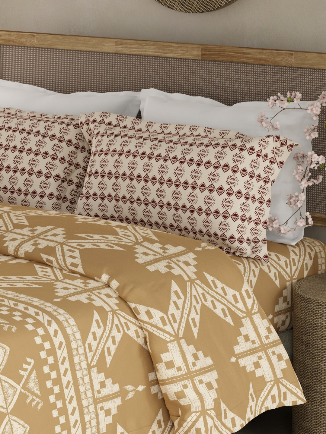 Valatia Gypsy 100% Cotton 200 TC Ethnic Printed King Bedsheet with 2 Pillow Covers - Brown & White