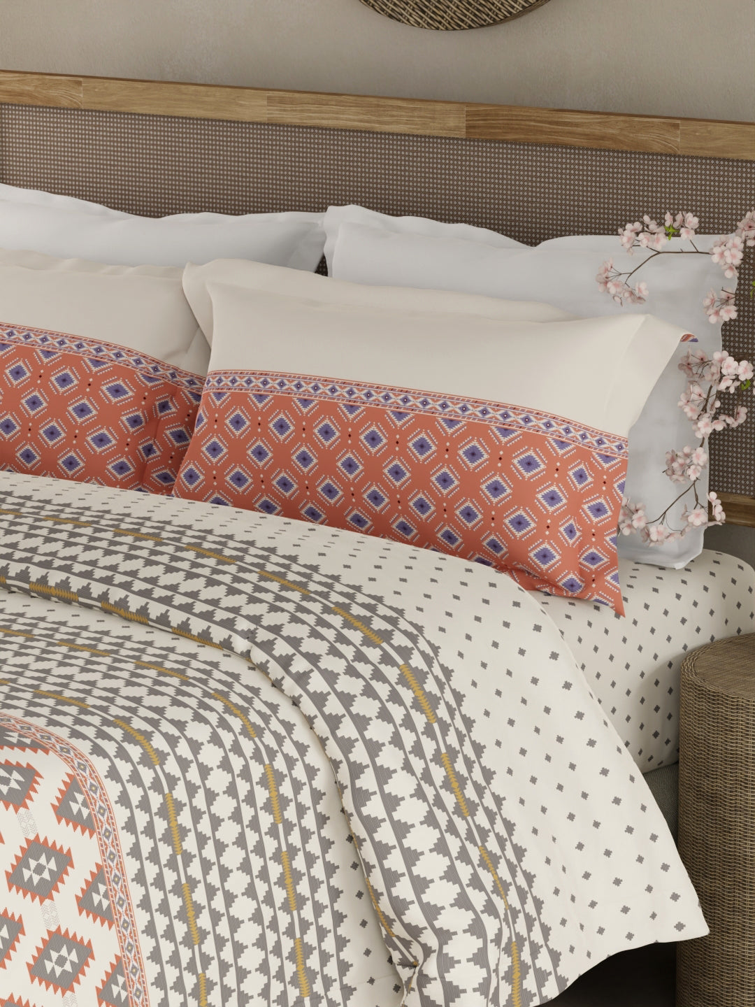 Valatia Gypsy 100% Cotton 200 TC Ethnic Printed King Bedsheet with 2 Pillow Covers - Multicolor