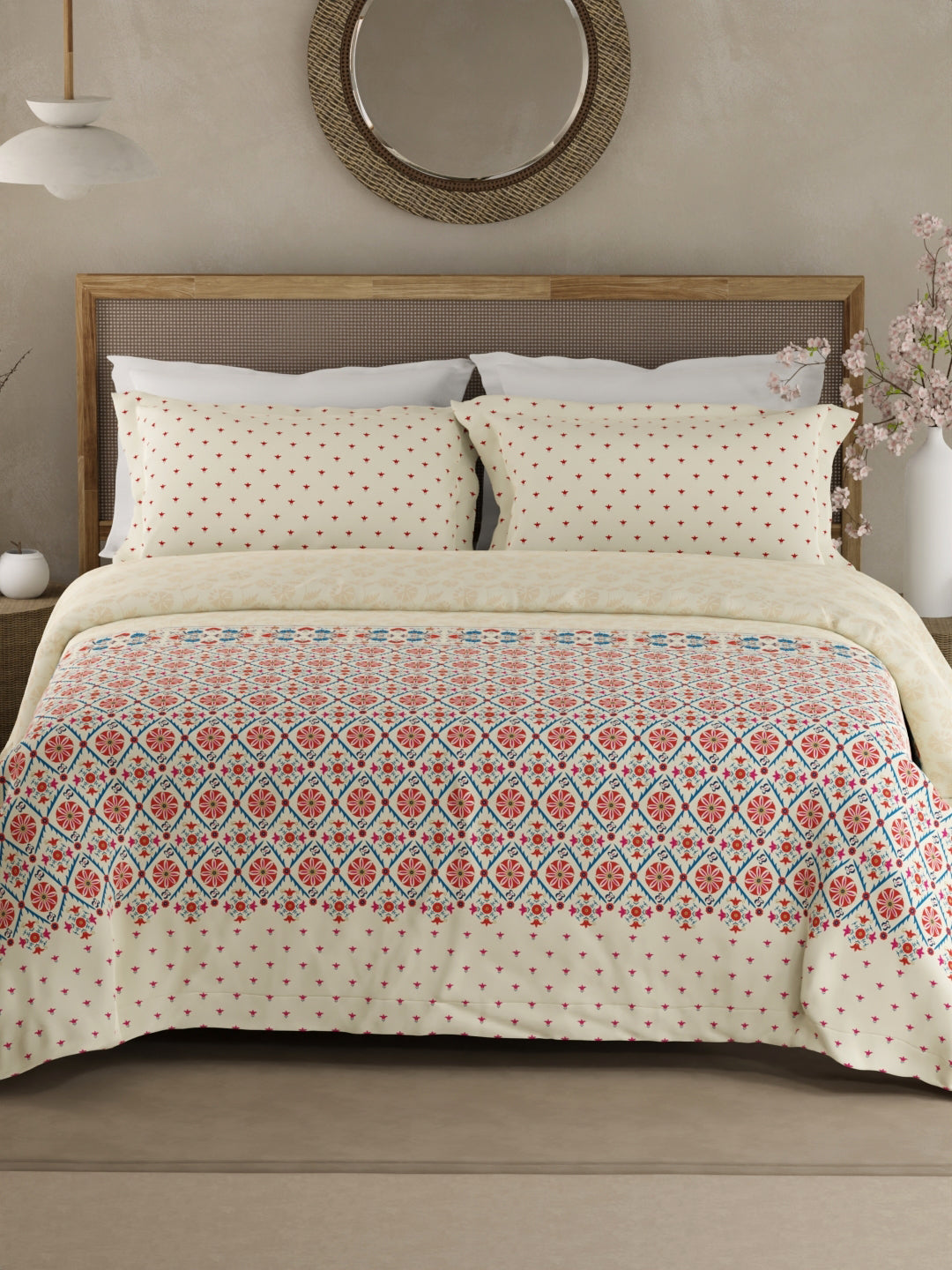 Valatia Gypsy 100% Cotton 200 TC Ethnic Printed King Bedsheet with 2 Pillow Covers - Red