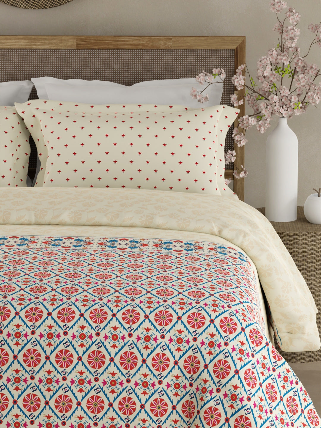 Valatia Gypsy 100% Cotton 200 TC Ethnic Printed King Bedsheet with 2 Pillow Covers - Red