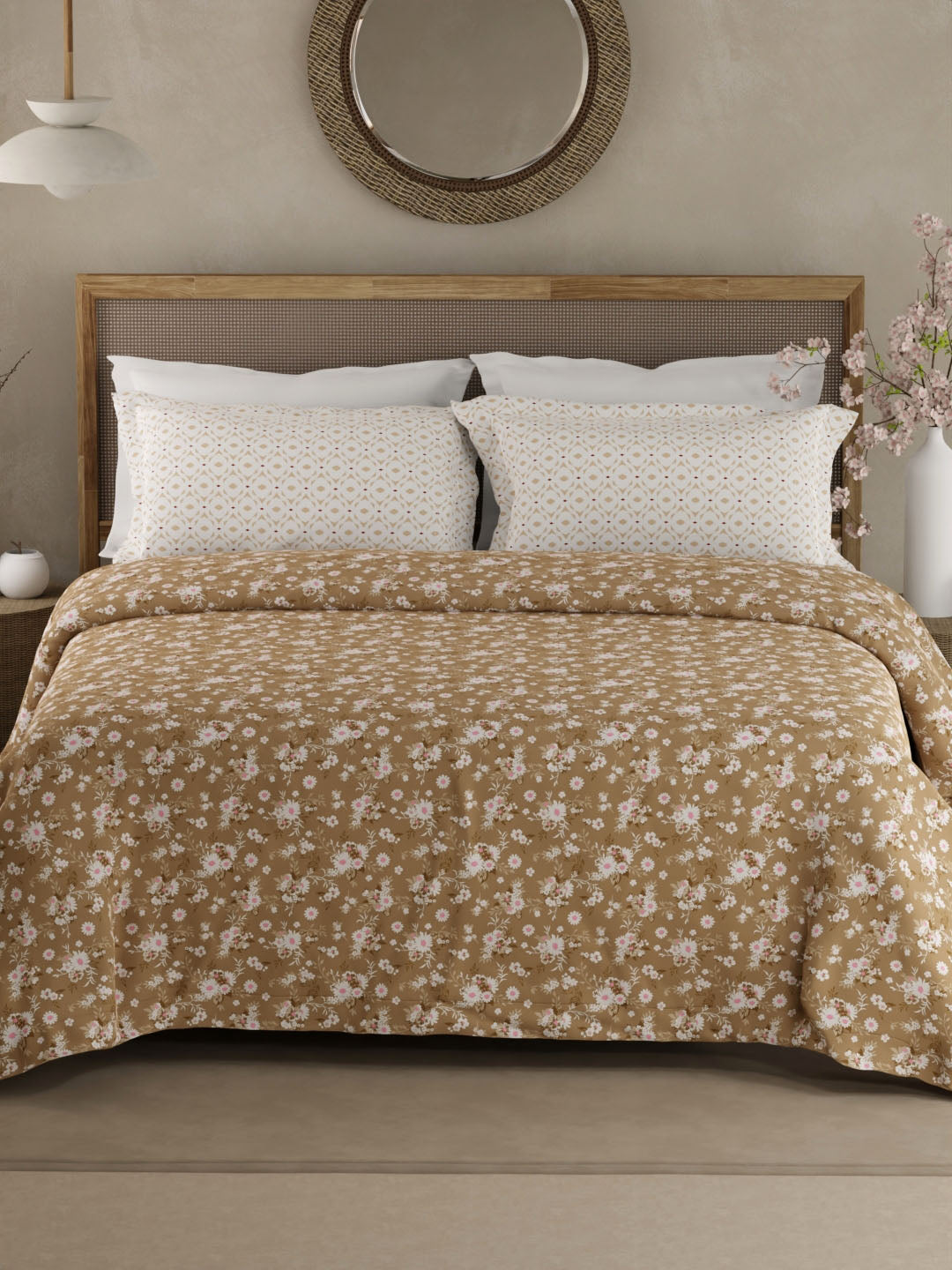 Valatia 100% Cotton 200 TC Brown Floral King Bedsheet with 2 Pillow Covers