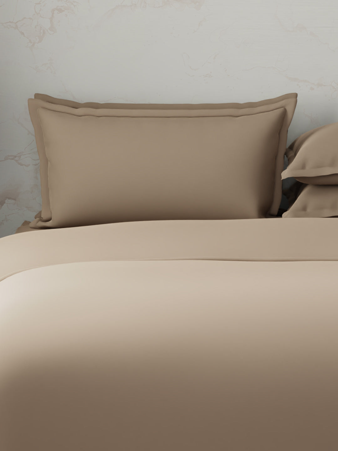 100% Cotton 300 TC, King Size Dyed Bedsheet with 1 Duvet Cover and 4 Pillow Covers, Emblem Collection - Caribou