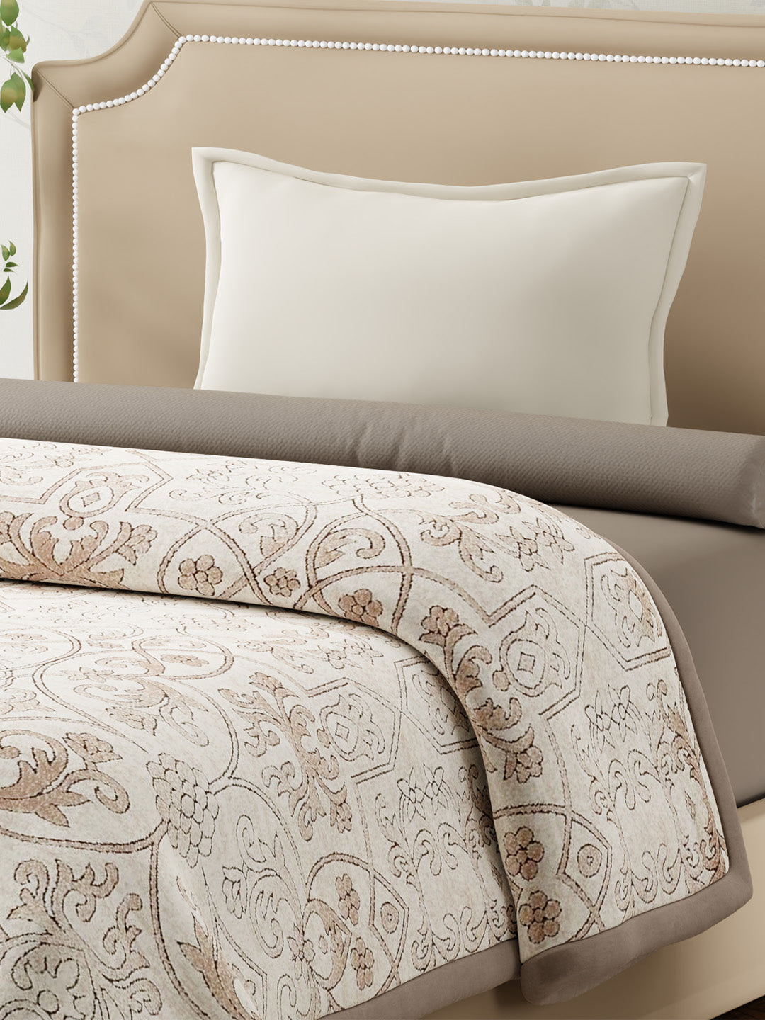 Single Size 2-Ply Blanket for Mild Winter, Beige Printed (2.20 L m x 1.60 W m), Gardenia Augusta