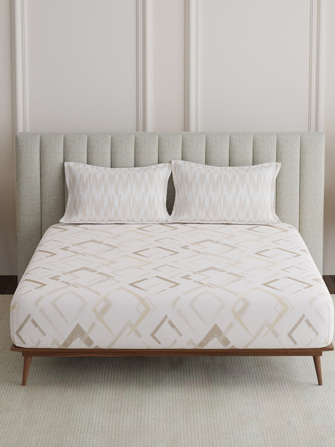 King Fitted Sheet Set, 100% Cotton 152 TC, White & Brown Geometrical, Embrace