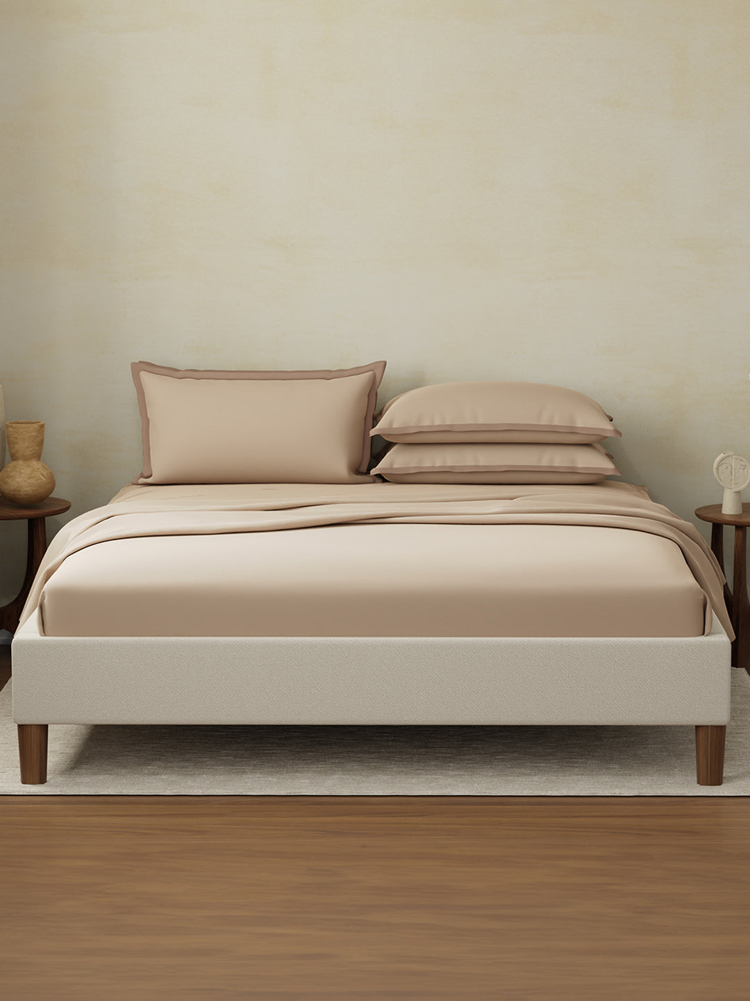 Cotton Charm 400 TC 100% Cotton Beige King Size Dyed Bedsheet with 4 Pillow Covers - Brush