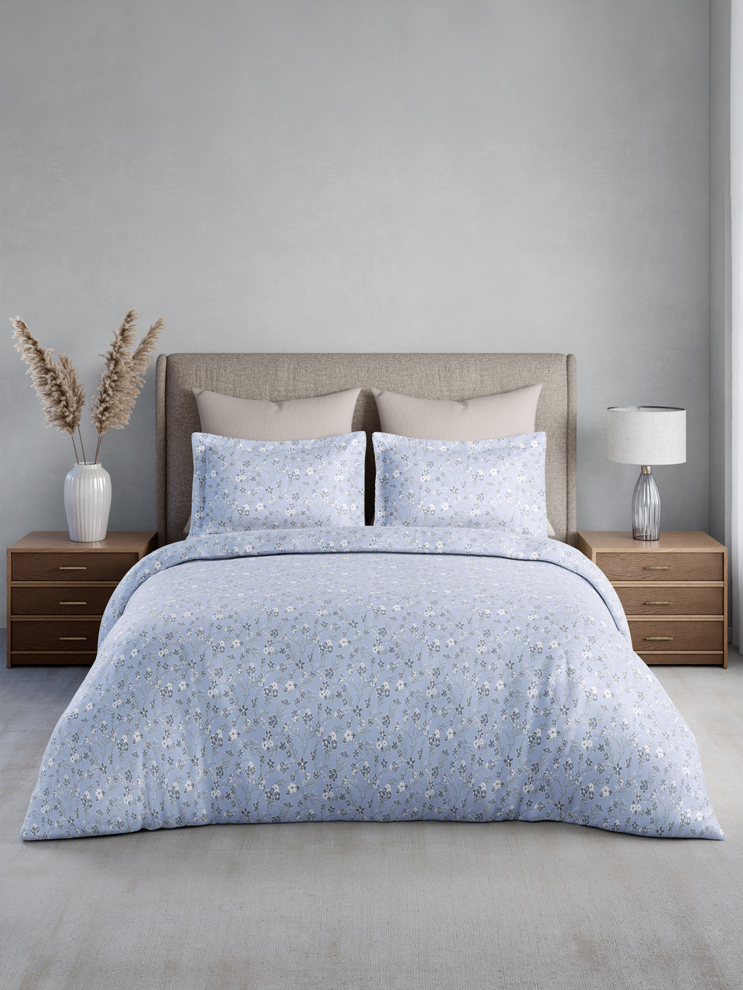 Reversible Double Comforter 100% Cotton 300 TC — Light Purple Floral Design | For Mild Winter, All Season Cottage Garden Collection, Cozy Winter Bedding
