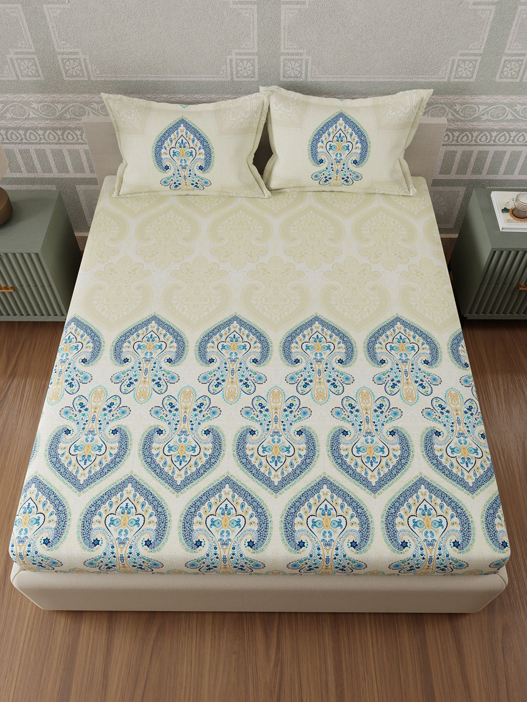 100% Cotton 300 TC, Blue & Cream Digitally Printed King Bedsheet with 2 Pillow Covers (Gardenia Augusta Vintage Collection)