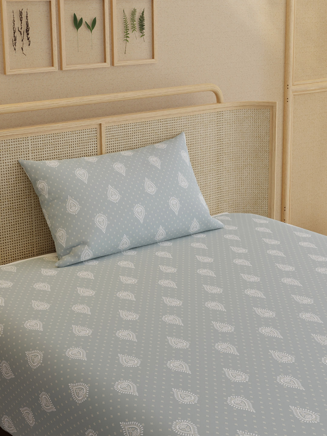 100% Kasturi Cotton 200 TC, Printed Single Bedsheet Set, Indo Musk