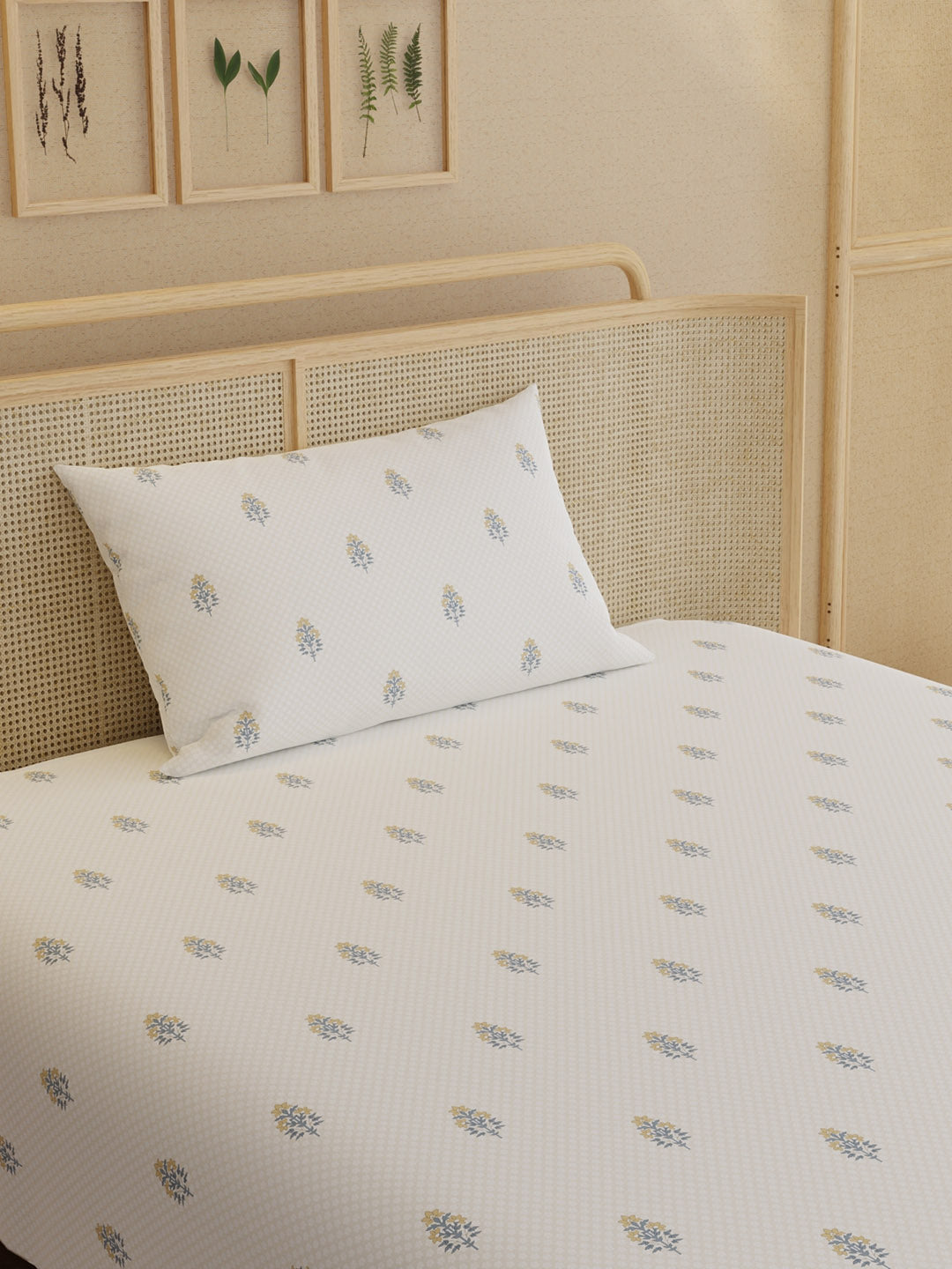 100% Kasturi Cotton 200 TC, Printed Single Bedsheet Set, Indo Musk
