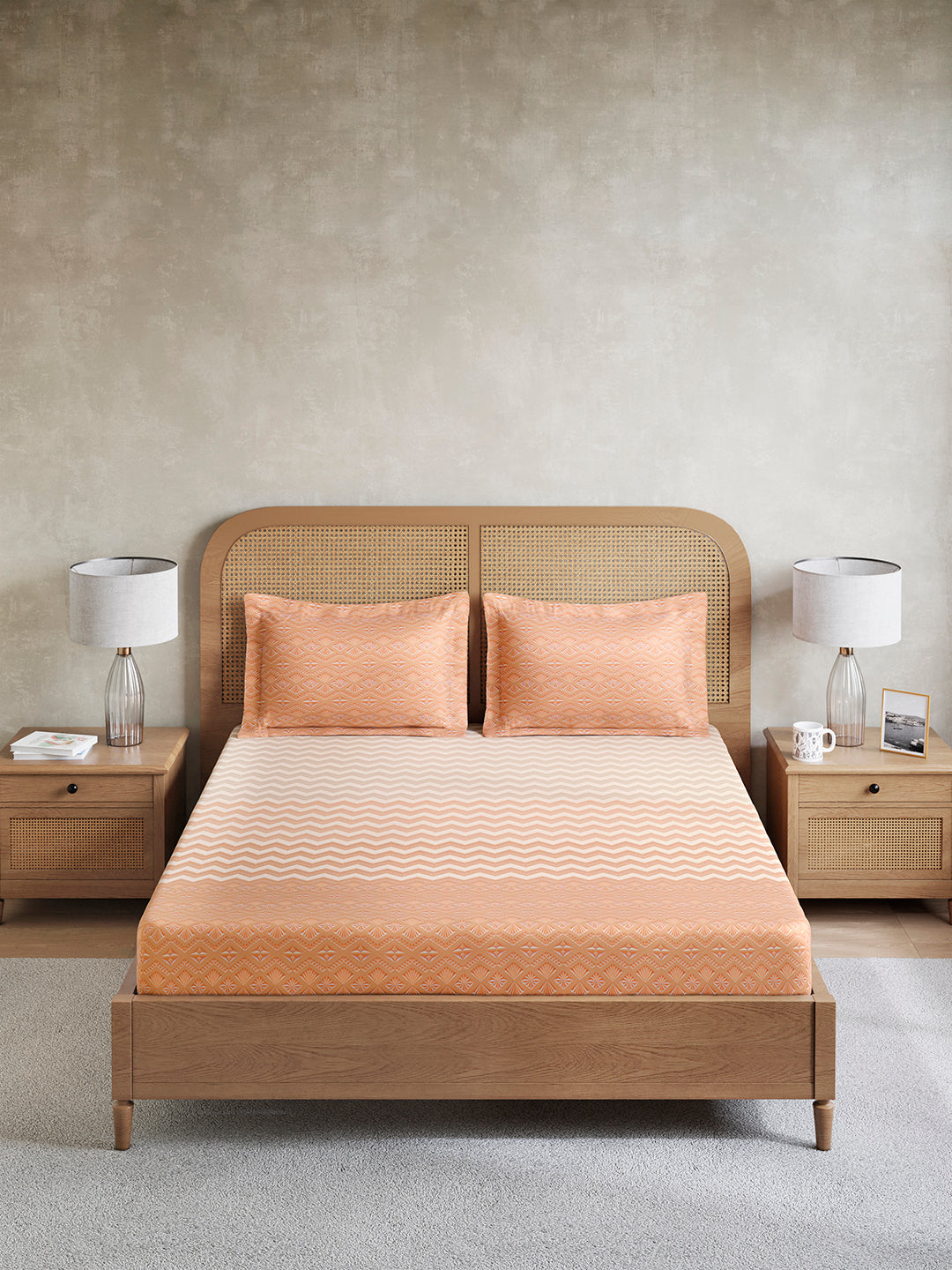 Vivara 100% Cotton King Bedsheet with 2 Pillow Covers | Orange Geometric Digitally Printed Bedsheet Set