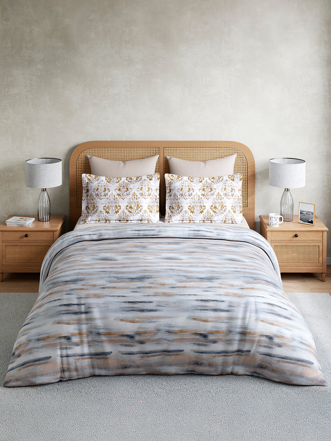Vivara 100% Cotton King Bedsheet with 2 Pillow Covers | Grey Abstract Digitally Printed Bedsheet Set