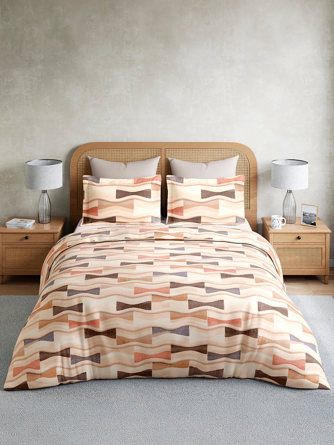 Vivara 100% Cotton King Bedsheet with 2 Pillow Covers | Brown Geometric Digitally Printed Bedsheet Set