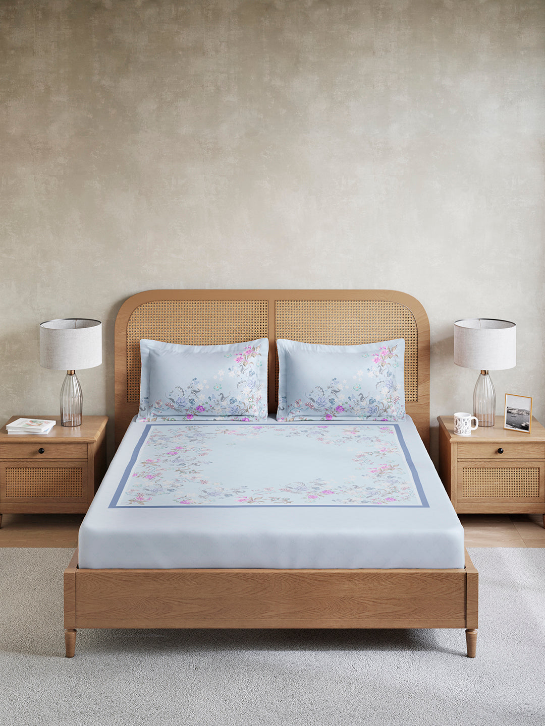Vivara 100% Cotton King Bedsheet with 2 Pillow Covers | Blue Floral Digitally Printed Bedsheet Set