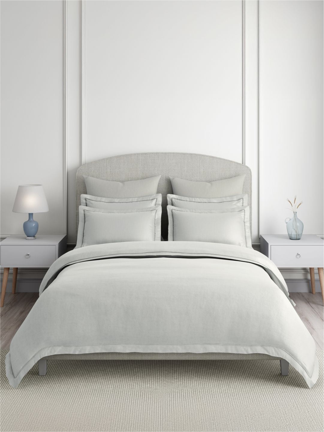 Emblem 100% Cotton 300 TC King Bedsheet with 4 Pillow Covers | Off-White Dyed Solid Bedsheet Set